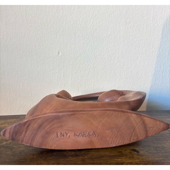 Vintage Hand Carved Suar Wood Sculpture, "World Peace”
by Nyoman Karsa - Picture 7 of 7